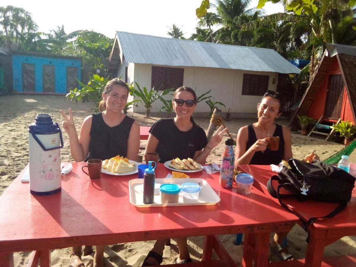 Shalom Camp Otel El Nido Dış mekan fotoğraf