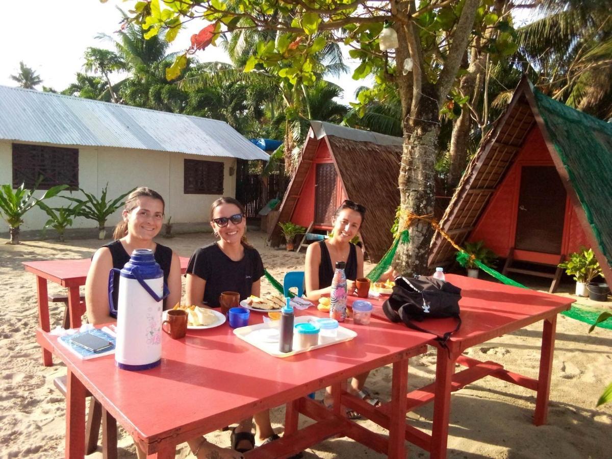Shalom Camp Otel El Nido Dış mekan fotoğraf
