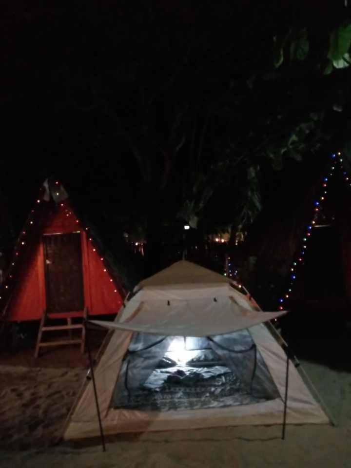 Shalom Camp Otel El Nido Dış mekan fotoğraf