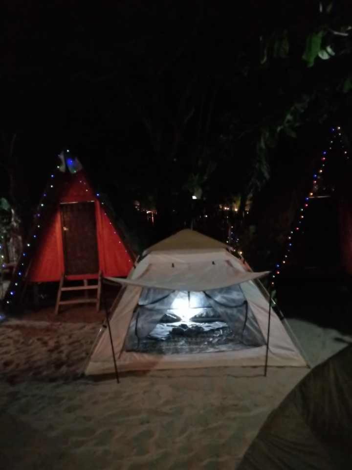 Shalom Camp Otel El Nido Dış mekan fotoğraf